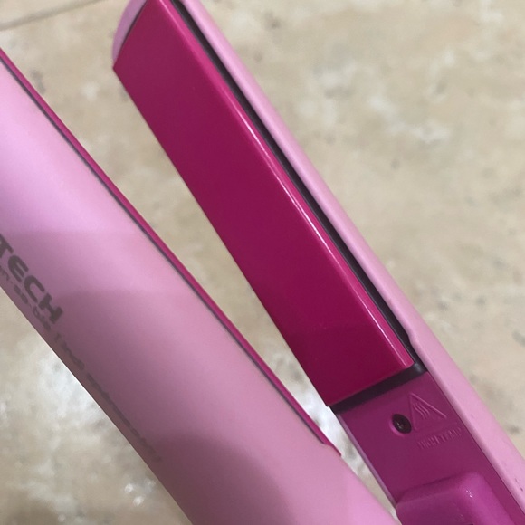 Izutech Two Tone 1.00 inch Flat Iron-silky straight and bouncy curls up to 450°F - Picture 12 of 12